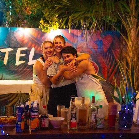 Mapache Hostel&Camping Isla Holbox Exterior foto