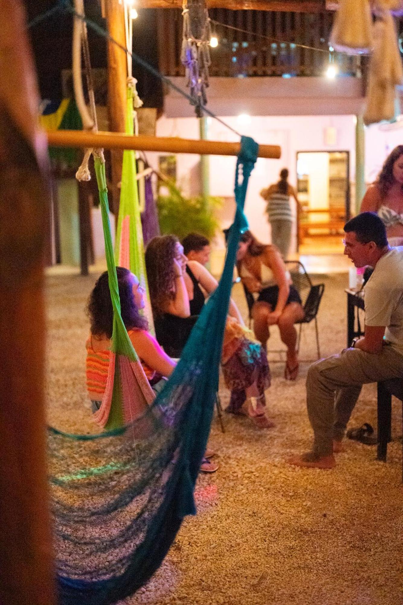 Mapache Hostel&Camping Isla Holbox Exterior foto