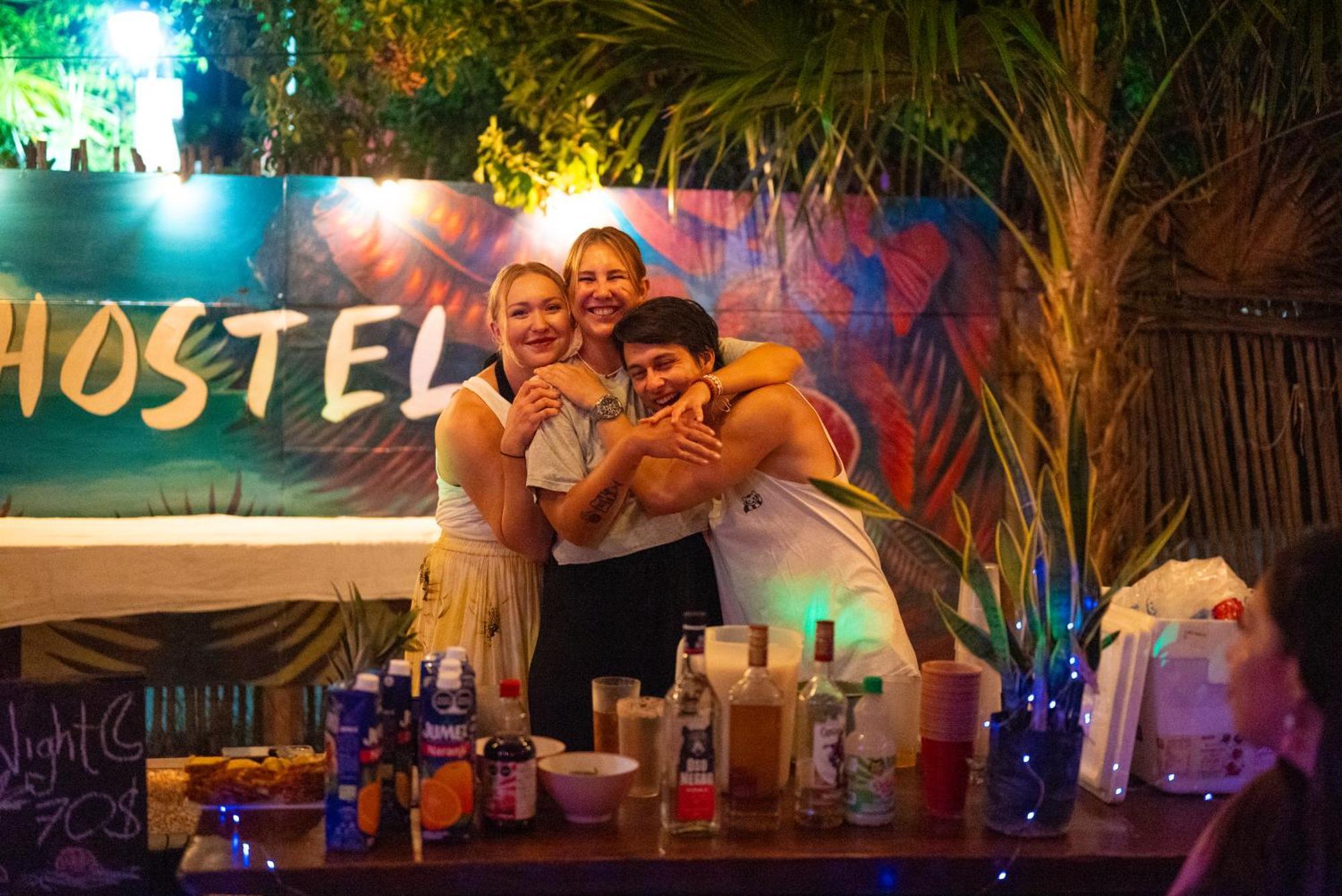 Mapache Hostel&Camping Isla Holbox Exterior foto